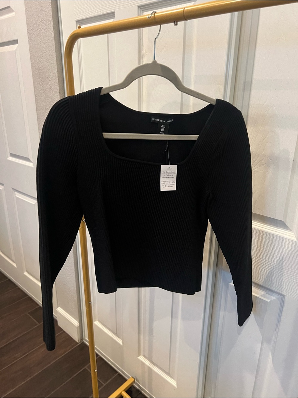 Sincerly Jules Black Ribbed Square-Neck Long Sleeve Knit Top